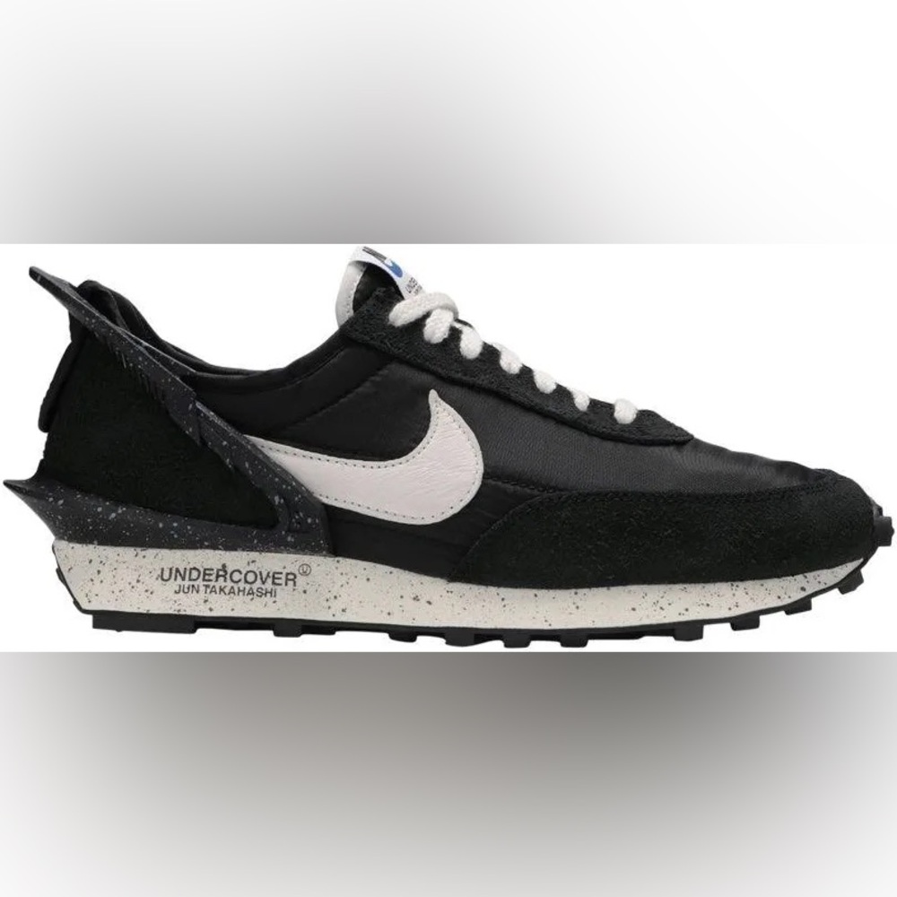 Nike Black and White Athletic Shoes